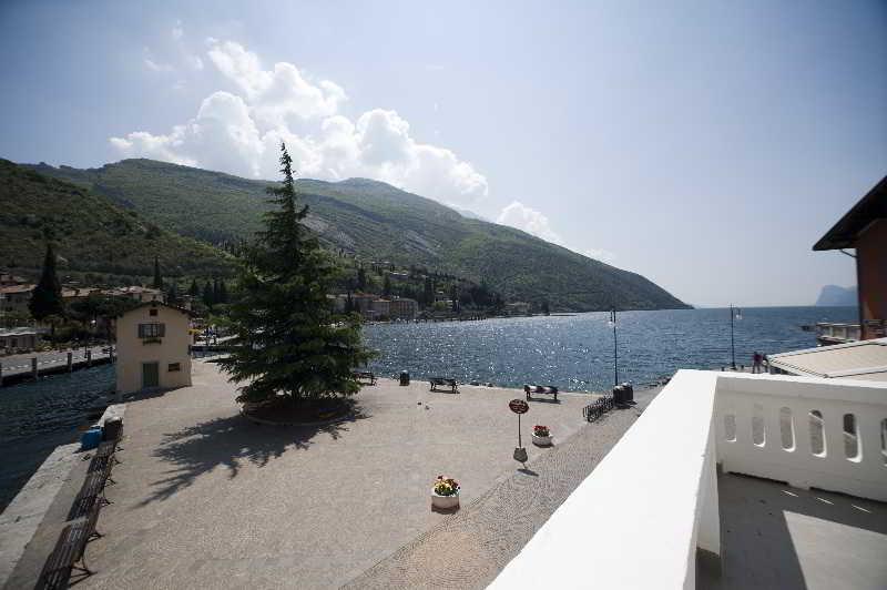 Hotel Geier à Torbole Sul Garda Extérieur photo